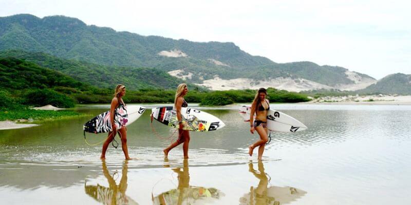 girls and surfing