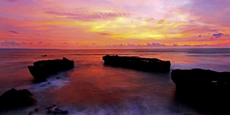 пляж Бали на закате